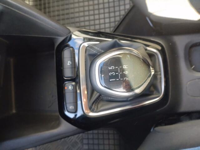 Opel CORSA 1.2 Elegance