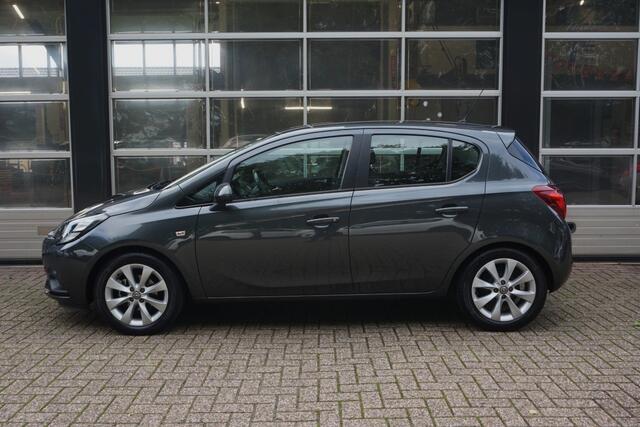 Opel CORSA 1.4 Edition met trekhaak!