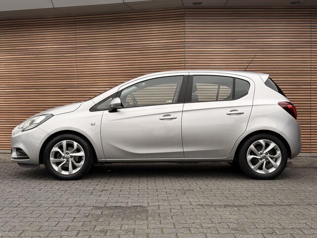 Opel CORSA 1.4 Online Edition Automaat Camera / Navi / Airco / Cruise / Carplay