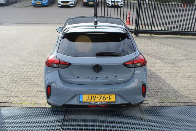 Opel CORSA 1.2 Turbo GS Camera achter/Two tone/Cruise control/Climate control/Startknop/App connect/Dode hoek sensor/Lane assist/Led voor en achter/Parkeersensoren voor en achter/Licht metalen velgen