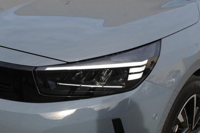 Opel CORSA 1.2 Turbo GS Camera achter/Two tone/Cruise control/Climate control/Startknop/App connect/Dode hoek sensor/Lane assist/Led voor en achter/Parkeersensoren voor en achter/Licht metalen velgen