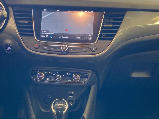 Opel Crossland 1.2 110 pk Turbo Elegance Climate Control, Cruise Control, Achteruitrijcamera, Navigatiesysteem