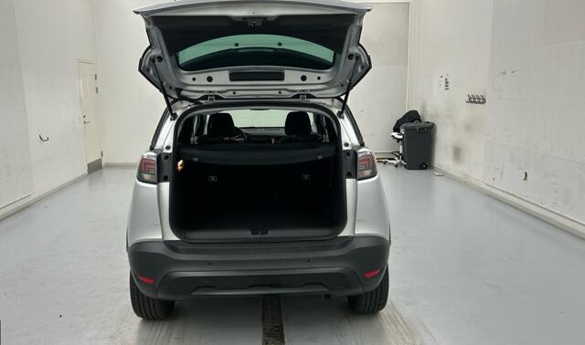 Opel Crossland 1.2 Turbo Elegance Stoel+stuur+voorruit verwarming/Camera/Achterbank verschuifbaar.