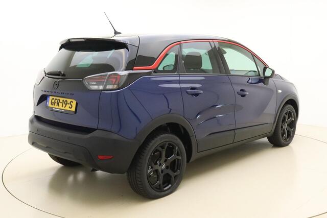 Opel Crossland 1.2 Turbo 130pk Automaat GS Line | Navigatie | Parkeersensoren | Lichtmetalen velgen | Climate control | Getint glas | Zwart dak | Sportieve uitvoering