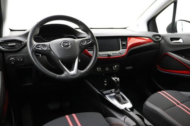 Opel Crossland 1.2 Turbo 130pk Automaat GS Line | Navigatie | Parkeersensoren | Lichtmetalen velgen | Climate control | Getint glas | Zwart dak | Sportieve uitvoering