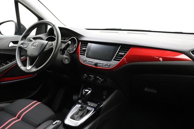 Opel Crossland 1.2 Turbo 130pk Automaat GS Line | Navigatie | Parkeersensoren | Lichtmetalen velgen | Climate control | Getint glas | Zwart dak | Sportieve uitvoering