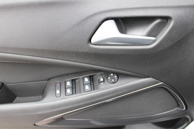 Opel Crossland 1.2 T. Elegance Automaat Stoel/Stuur verwarming