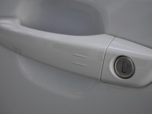 Opel Crossland 1.2 Turbo Ultimate Automaat | Navigatie | Alcantara bekleding | Keyless entry & start | Achteruitrij Camera | Lichtmetalen velgen | Parkeersensoren v+a