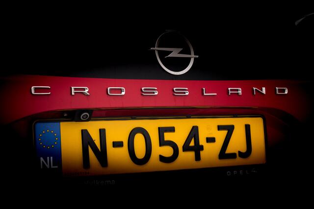 Opel Crossland 1.2 131 PK Turbo Elegance| 20.500 Km | Automaat | Two-Tone lak | N Model | | Trekhaak | Clima | Cruise | Pdc | 16 INCH LMV | Stoel Verwarming |