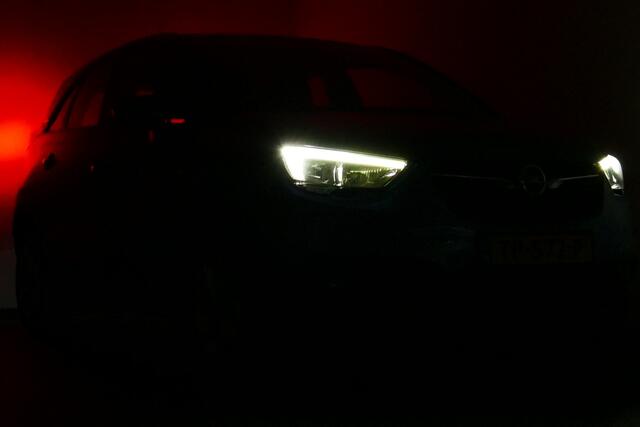 Opel Crossland X 1.2 110pk Turbo Online Edition. Carplay/Android Navigatie, Airco, Cruise, 16"LM Velgen