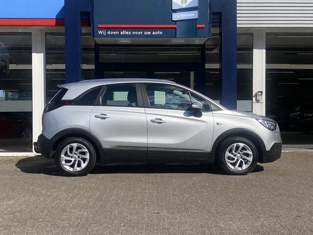 Opel Crossland X 1.2 Online Edition / NL-Auto / Nieuwe-Distributie / Dealer-Onderhouden / Apple-Carplay & Android-Auto / Cruise-Control / DAB Radio-Bluetooth / Trekhaak / Navi / PDC-Achter / 16'' LMV / All-Season / ENZ.