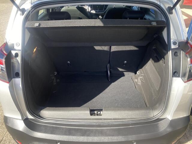 Opel Crossland X 1.2 Online Edition / NL-Auto / Nieuwe-Distributie / Dealer-Onderhouden / Apple-Carplay & Android-Auto / Cruise-Control / DAB Radio-Bluetooth / Trekhaak / Navi / PDC-Achter / 16'' LMV / All-Season / ENZ.