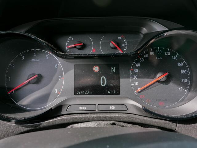 Opel Crossland X 1.2 T. Innovation. Airco, Navi. PDC voor en achterzijde.