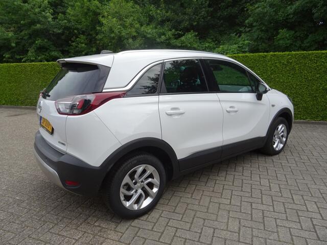 Opel Crossland X 1.2 T. INNOVATION CLIMA NAVI BLUETOOTH PDC LICHTMETAAL