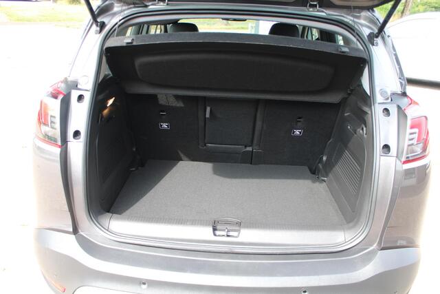 Opel Crossland X 1.2 Turbo Apple/Android Carplay, Achteruitrijcamera, Airco, CC, LED, Leder, NAVI, Parksens. V en A, Bluetooth, 16" LMV