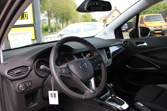 Opel Crossland X 1.2 Turbo Apple/Android Carplay, Achteruitrijcamera, Airco, CC, LED, Leder, NAVI, Parksens. V en A, Bluetooth, 16" LMV
