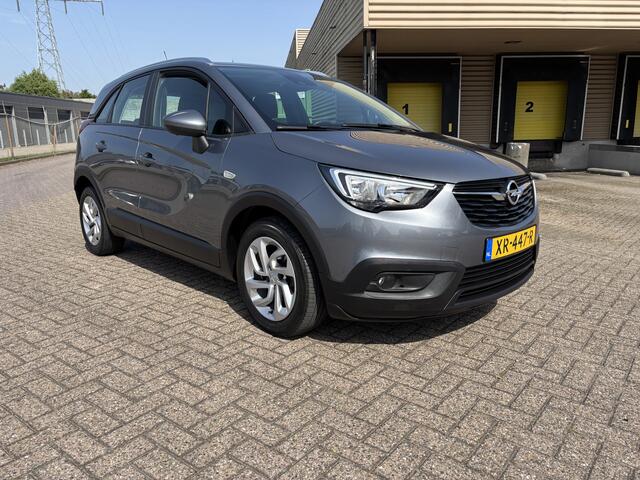 Opel Crossland X 1.2 Innovation [ fm navi,ecc,lmv,apple cp ]