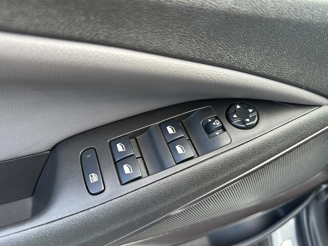 Opel Crossland X 1.2 Turbo Innovation | Camera | Apple carplay | Trekhaak