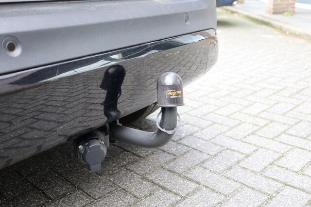 Opel Crossland X 1.2 Turbo Ultimate TREKHAAK PANO LEER STOEL/STUURVERW. CARPLAY CAMERA CLIMA CRUISE NAVI 2XPDC 17''LMV