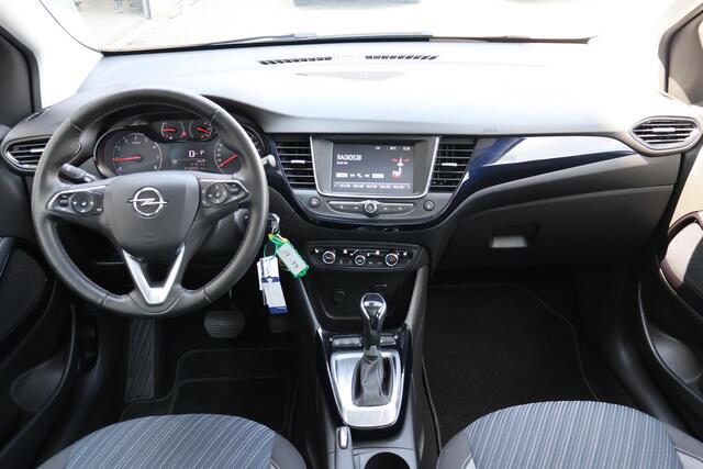 Opel Crossland X 1.2 Turbo 120 Jaar Edition Vast Panodak | Camera | Stoel/Stuur Verwarming | Climate control | Carplay | Edition+ Pack | Safety Pack | NL-Auto | Volledig Onderh.