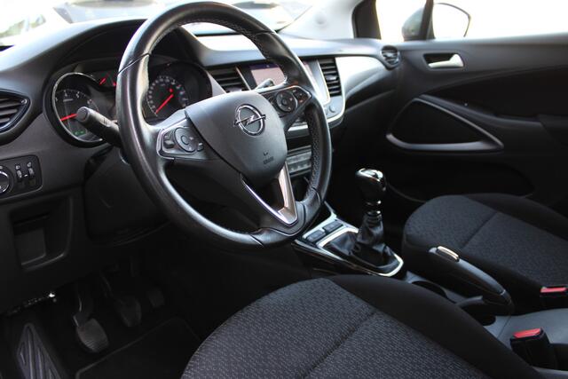 Opel Crossland X 1.2 Turbo Online Edition | Cruise control | Navigatie | Trekhaak | Dealer onderhouden |