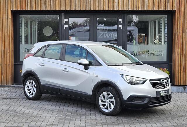Opel Crossland X 1.2 Turbo Online Edition stoel/stuur verwarming. automaat.