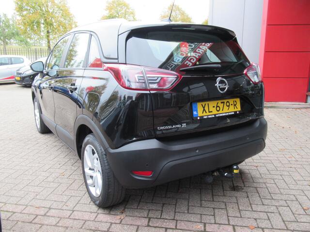 Opel Crossland X 1.2 Turbo Innovation| 110-PK | Airco | Apple Carplay | Trekhaak | Incl. BOVAG Garantie | Parkeersensoren | Stoelverwarming | Stuurverwarming |