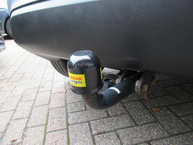 Opel Crossland X 1.2 Turbo Innovation| 110-PK | Airco | Apple Carplay | Trekhaak | Incl. BOVAG Garantie | Parkeersensoren | Stoelverwarming | Stuurverwarming |