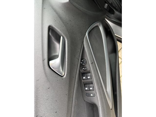 Opel Crossland X 1.2 Innovation | Navigatie | Trekhaak | Airco | Cruise Control | Parkeerhulp achter