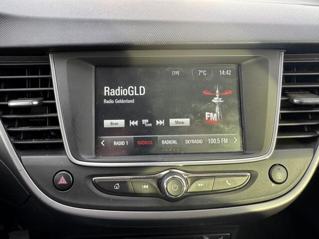 Opel Crossland X 1.2 120 JAAR EDITION / PDC voor en achter / Stuur en Stoelverwarming / APK t/m 31-03-2027 /