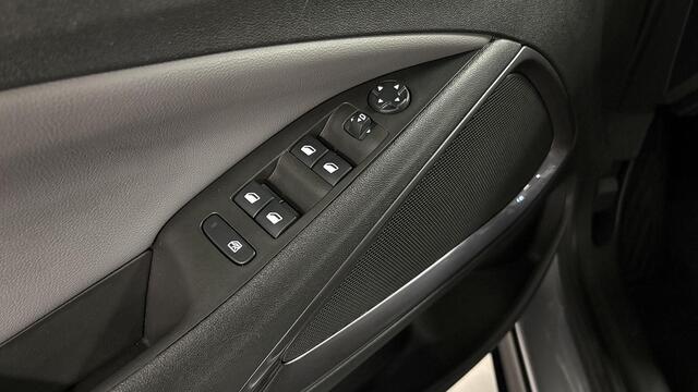 Opel Crossland X 1.2 Turbo Innovation | 1 jr BOVAG garantie | 130 pk | Navi | Camera