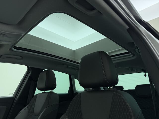 Opel Crossland X T 111PK AUT-6 Pano-Dak Pdc Trekhaak Navi Ecc HUD Apple Carplay Android Auto 360°Camera Bord-Herkenning Head-Up Display Innovation AGR-Comfort Stoelen Lmv Cruise Control Isofix DAB+ Bluetooth Lane Assist Led Head-Up-Display Super-compleet Origineel Nederla