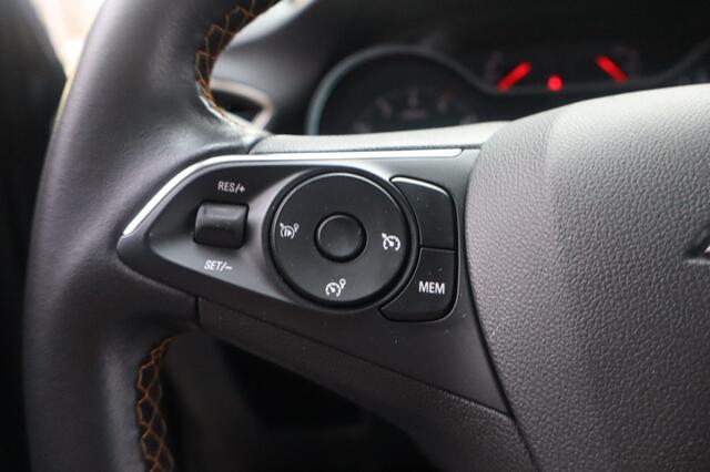 Opel Crossland X 1.2 T. Innovation | Geen import | Automaat | Trekhaak | Navigati