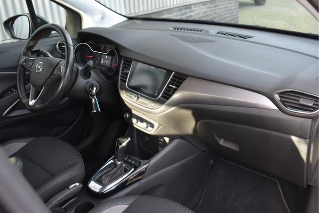 Opel Crossland X 1.2 Turbo Innovation Automaat, 360* camera, Stoel/stuurverwarming, Navi, Trekhaak, Carplay