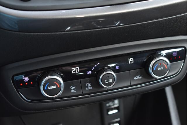 Opel Crossland X 1.2 Turbo Innovation Automaat, 360* camera, Stoel/stuurverwarming, Navi, Trekhaak, Carplay