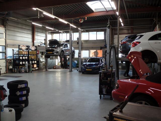 Opel Crossland X 1.2 Edition 2020, Airco, Cruise controle, Elek ramen V/A, Led verlichting, Apple carplay, Lm velgen 16'', Nederlandse auto 48.000km!! Bovag afleverpakket 695,-