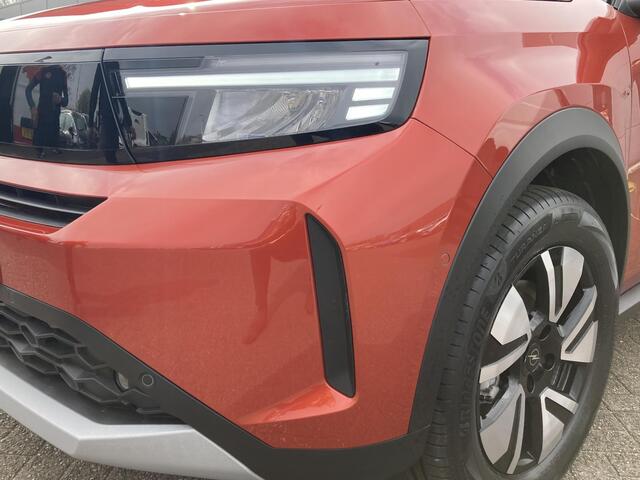 Opel FRONTERA Electric GS 44 kWh | NU IN DE SHOWROOM! | Navigatie | Achteruitrijcamera | Cruise Control | Parkeersensoren | Stoel/ stuurwiel/ voorruit verwarming | Zwart dak