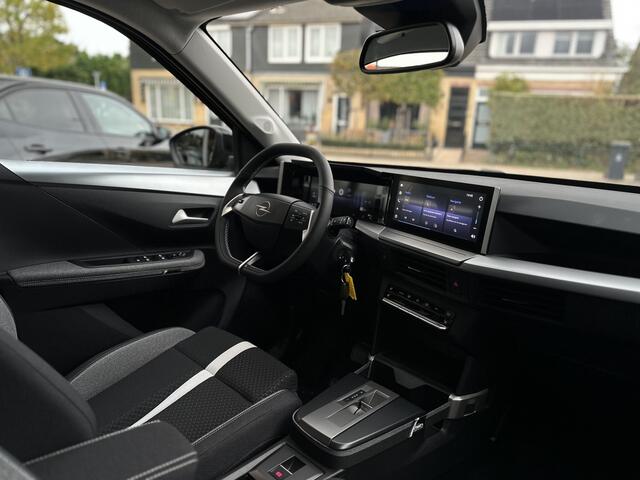 Opel FRONTERA 1.2 Turbo Hybrid GS 145PK Navi/Camera /stoel+stuur en Voorruitverwarming.