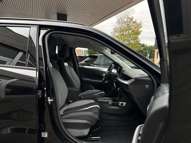 Opel FRONTERA 1.2 Turbo Hybrid GS 145OK Navi/Camera /stoel+stuur en Voorruitverwarming.