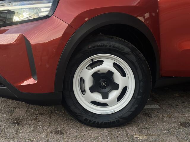 Opel FRONTERA 1.2 Turbo Hybrid Edition 145PK Nu met ¤ 4.769,- korting.