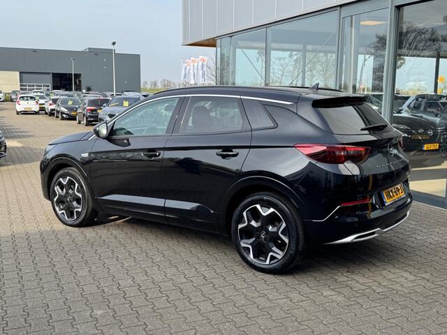 Opel Grandland 1.2 T 130 pk Ultimate - Navi - camera - stoel/stuurver.