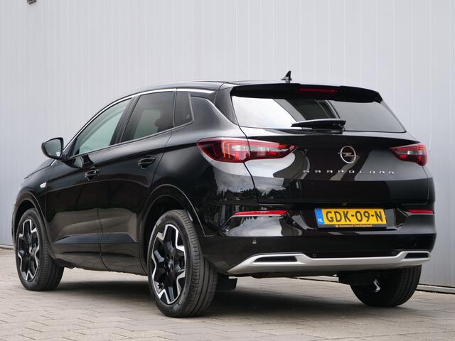 Opel Grandland 1.2 Turbo 130pk Ultimate AUTOMAAT 19 inch / Apple Carplay / LED-koplampen / Comfortstoelen