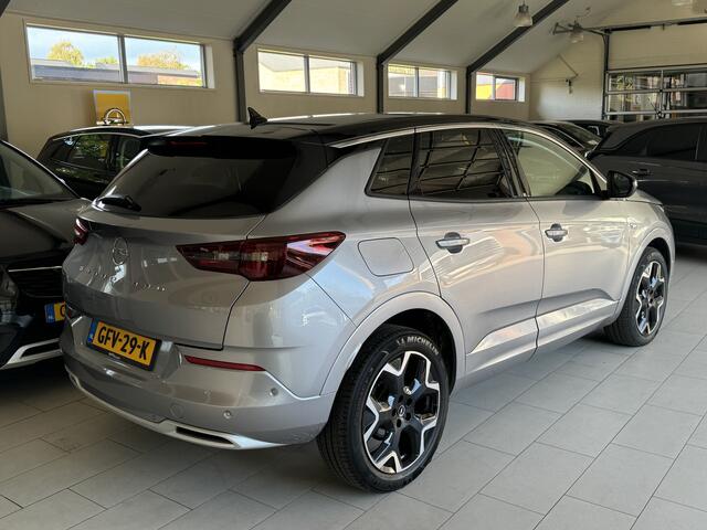 Opel Grandland 1.2 Turbo Elegance 130 Pk, Airco/ECC, Navigatie, Camera,