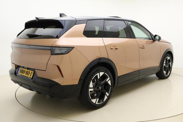 Opel Grandland Electric GS 73 kWh | Focal geluidssysteem | Glazen schuif- / kanteldak | Navigatie | Matrix LED verlichting | 20" lichtmetalen velgen | Nieuw model!