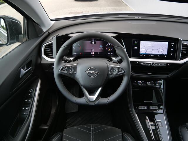 Opel Grandland 1.2 Turbo 130pk Ultimate Automaat Navigatie / LED / Camera / 19 Inch