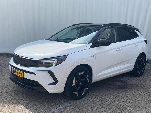 Opel Grandland 1.6 Turbo Plug-In Hybrid 4x4 GSe