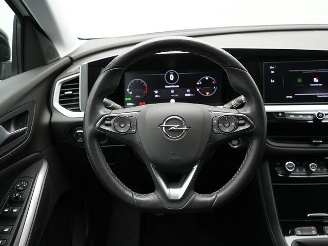 Opel Grandland Turbo Business Elegance 131pk | Camera | Cruise Control | Lederen Sportstoelen Verwarmd | Park Assist | Apple Carplay | Verwarmd Stuur | Navigatie | Virtual | DAB |