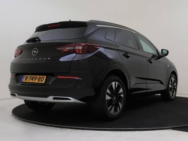 Opel Grandland 1.2 Turbo Business Elegance Automaat | Alcantara | Stuurwiel Verwarmd | Camera | Navigatie
