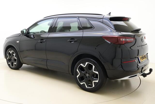 Opel Grandland 1.2 Turbo Level 4 130 PK Automaat | Navigatie | Climate control | Trekhaak | Camera | Alcantara bekleding | Dakrails | Lichtmetalen velgen | Stoel & Stuurverwarming