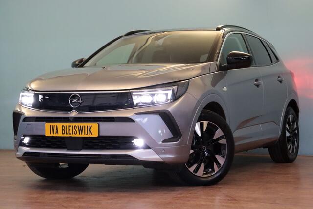 Opel Grandland 1.2 Turbo Ultimate Automaat | NAVI | CLIMA | 360-CAMERA | VRUIT/STUUR/STOELVERW | LANE-ASSIST |